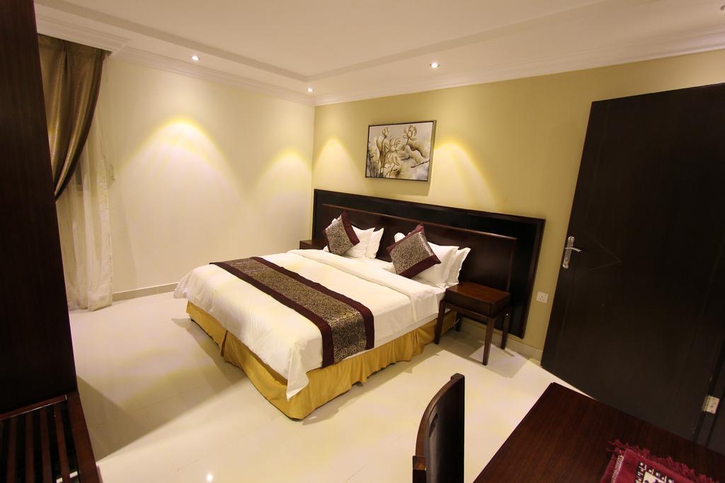 Taleen Alaqiq Hotel Apartments Ер-Ріяд Номер фото